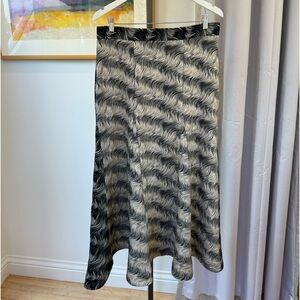INSHADE geometric print in black tones skirt